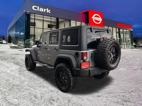 Used 2018 Jeep Wrangler Unlimited Sport S image 5