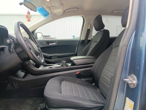 Used 2018 Ford Edge SE image 9