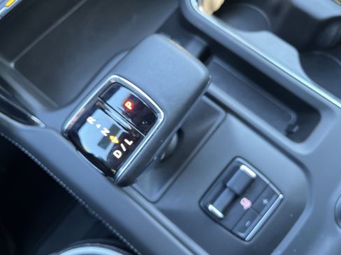 Used 2024 GMC Sierra 1500 AT4X image 26