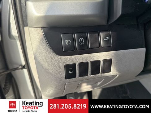 Used 2019 Toyota Highlander XLE image 10