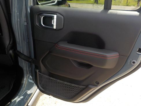 New 2026 Jeep Wrangler Unlimited Rubicon image 11