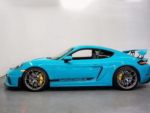 Used 2021 Porsche 718 Cayman GT4 RWD image 6