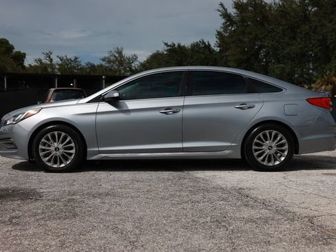 Used 2015 Hyundai Sonata Limited w/ Option Group 05 FWD image 4