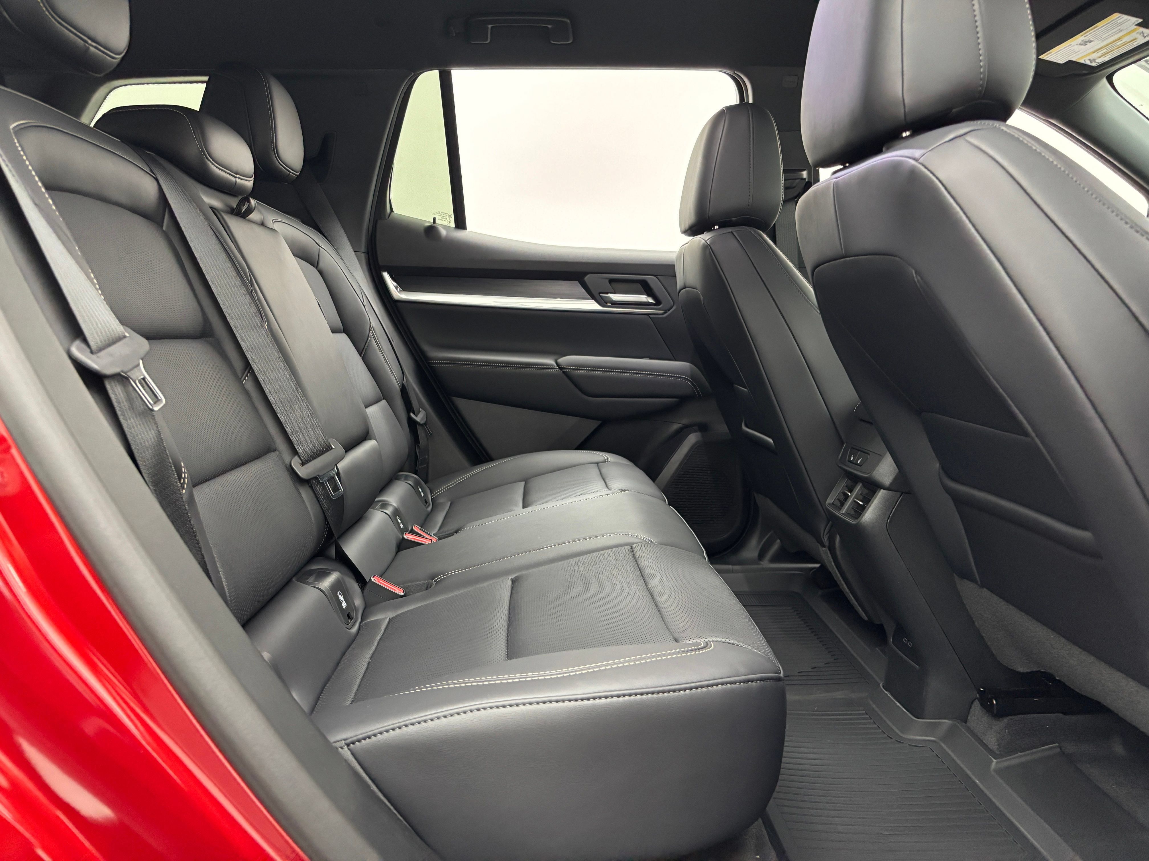 New 2027 GMC Terrain Elevation w/ Elevation Premium Package FWD image 36
