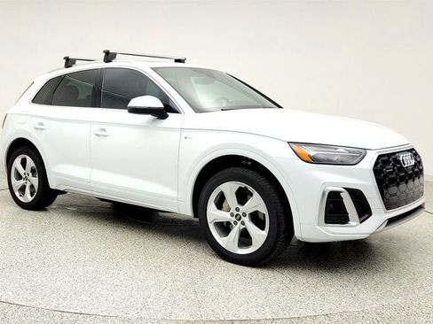 Used 2023 Audi Q5 2.0T Premium Plus w/ Premium Plus Package AWD/4WD image 3