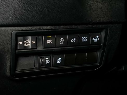 Used 2022 Toyota Tundra SR5 w/ TRD Off-Road Premium Package AWD/4WD image 25