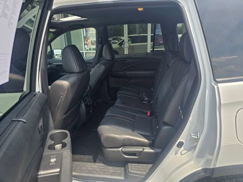 Used 2022 Honda Passport TrailSport image 30