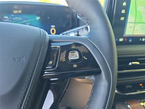 New 2026 Lincoln Aviator Black Label w/ Jet Appearance Package AWD/4WD image 26