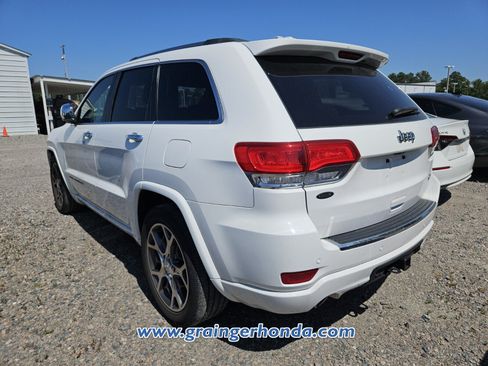 Used 2020 Jeep Grand Cherokee Overland AWD/4WD image 9