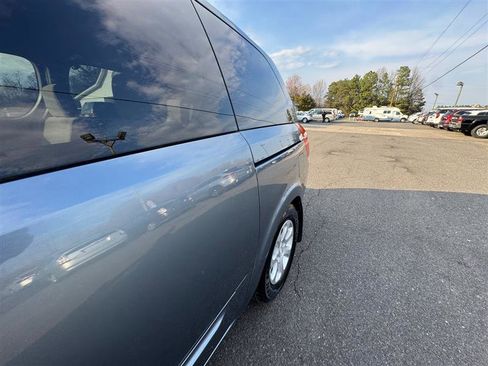 Used 2008 Nissan Quest S w/ Drivers Pkg image 15