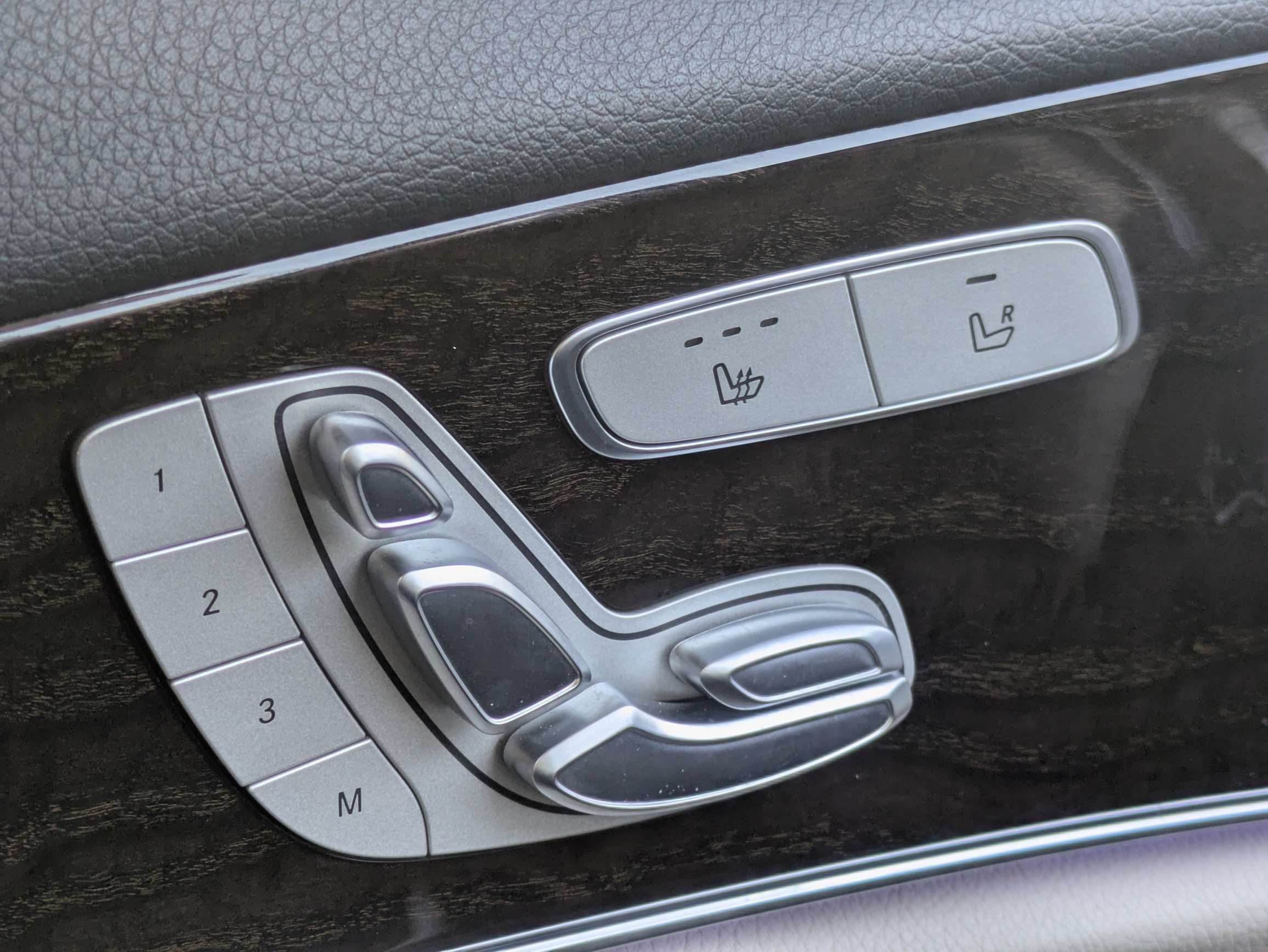 Used 2020 Mercedes-Benz E 350 Sedan image 22