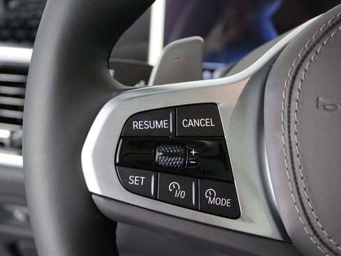 New 2026 BMW X5 xDrive40i w/ M Sport Package image 16