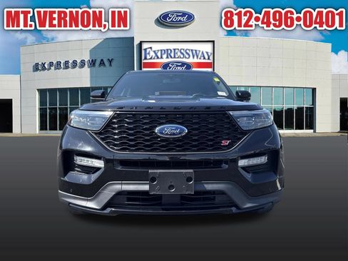 Used 2020 Ford Explorer ST w/ Premium Technology Package AWD/4WD image 2