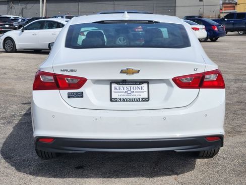 Used 2024 Chevrolet Malibu LT FWD image 3