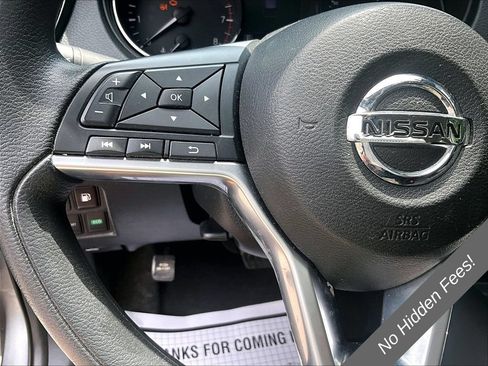Used 2019 Nissan Rogue S AWD/4WD image 14