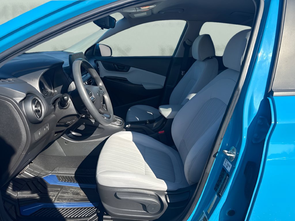 Used 2022 Hyundai Kona SEL w/ Cargo Package AWD/4WD image 9