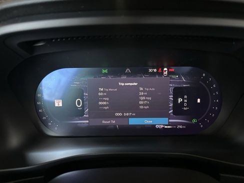 New 2026 Volvo XC40 B5 Plus image 17