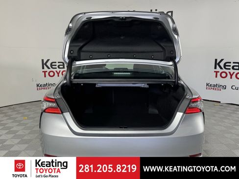 Used 2024 Toyota Camry XSE image 16