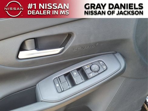 New 2026 Nissan Sentra SV w/ SV Convenience Package FWD image 10