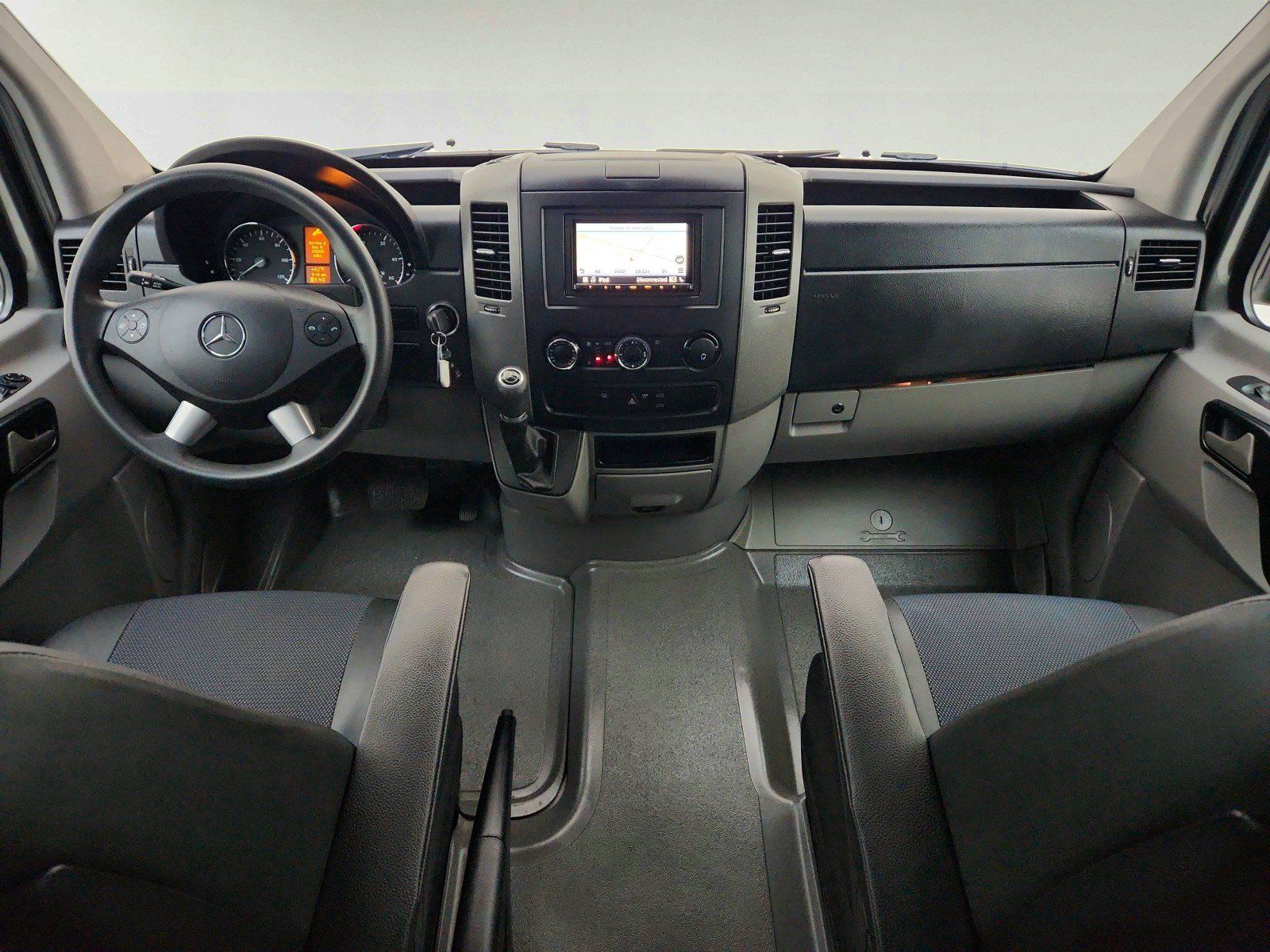 Used 2016 Mercedes-Benz Sprinter 2500 image 22