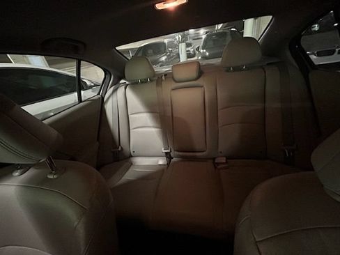 Used 2013 Honda Accord EX-L image 9