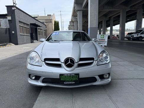 Used 2007 Mercedes-Benz SLK 280 w/ AMG Sport Pkg image 2