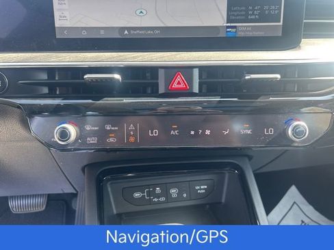 Used 2025 Kia K5 EX image 16