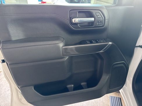 Used 2021 GMC Sierra 1500 AT4 image 11