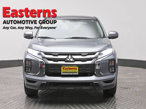 Used 2024 Mitsubishi Outlander Sport SE AWD/4WD image 2