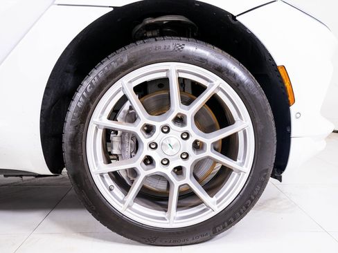 Used 2022 Aston Martin DBX image 10