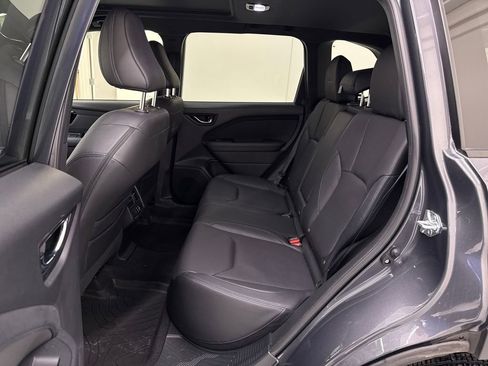 New 2025 Subaru Forester Limited image 25