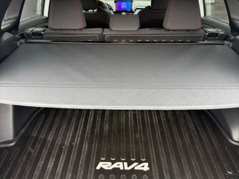 Certified 2025 Toyota RAV4 SE AWD/4WD image 12