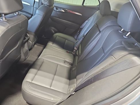 Used 2025 Buick Envision Preferred AWD/4WD image 13