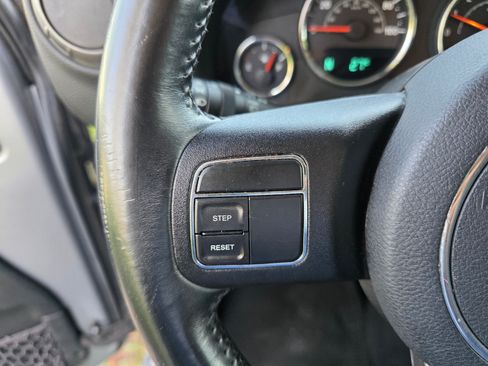 Used 2016 Jeep Wrangler Unlimited Sport w/ Quick Order Package 24S AWD/4WD image 18