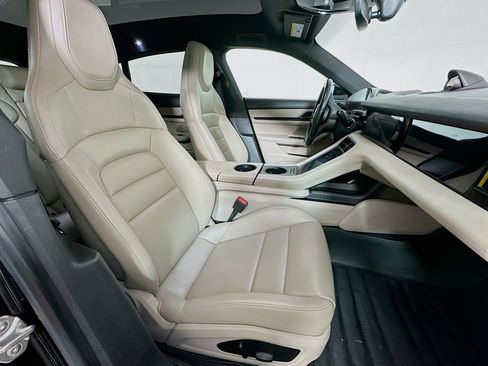 Used 2022 Porsche Taycan 4 Cross Turismo image 8