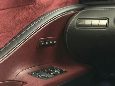 Used 2018 Lexus LC 500 Coupe w/ Sport Package RWD image 54