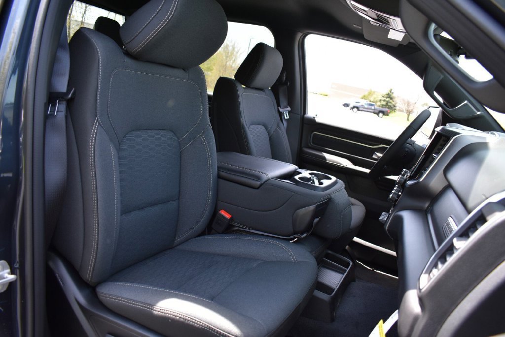 New 2026 RAM 1500 Big Horn AWD/4WD image 24