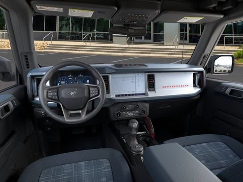 New 2026 Ford Bronco Heritage Edition AWD/4WD image 9