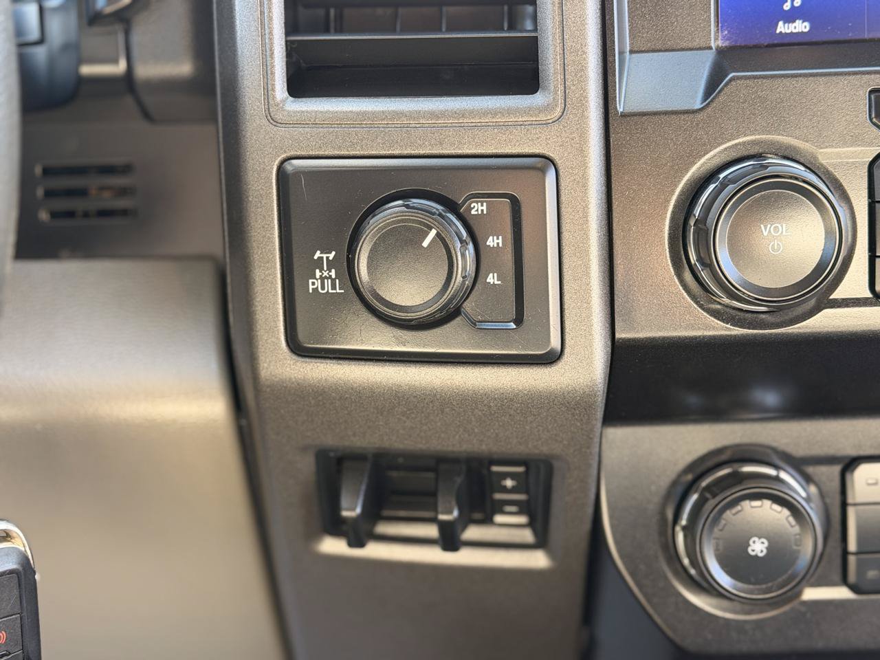 Used 2022 Ford F250 XL w/ Power Equipment Group AWD/4WD image 24