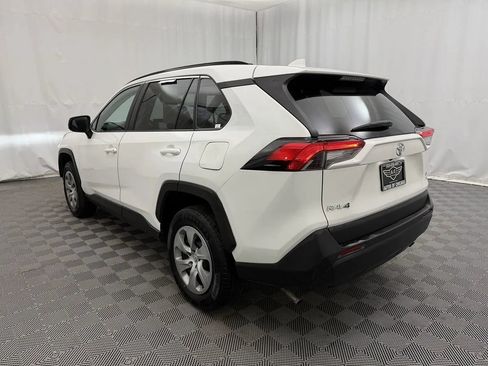 Used 2019 Toyota RAV4 LE AWD/4WD image 7