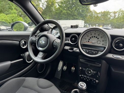 Used 2012 MINI Cooper Coupe S FWD image 29
