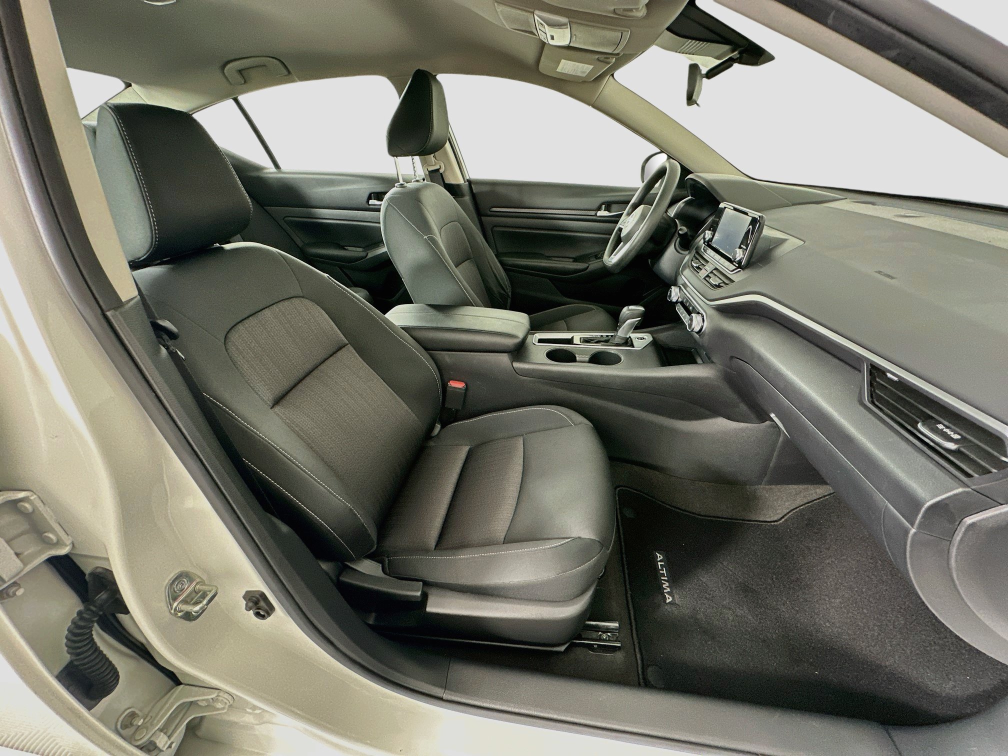 Used 2022 Nissan Altima 2.5 S FWD image 30
