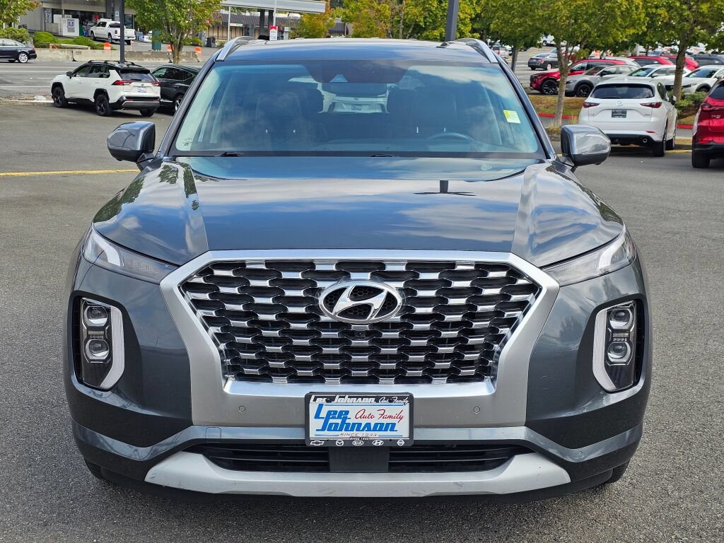 Used 2021 Hyundai Palisade Limited w/ Winter Package AWD/4WD image 2
