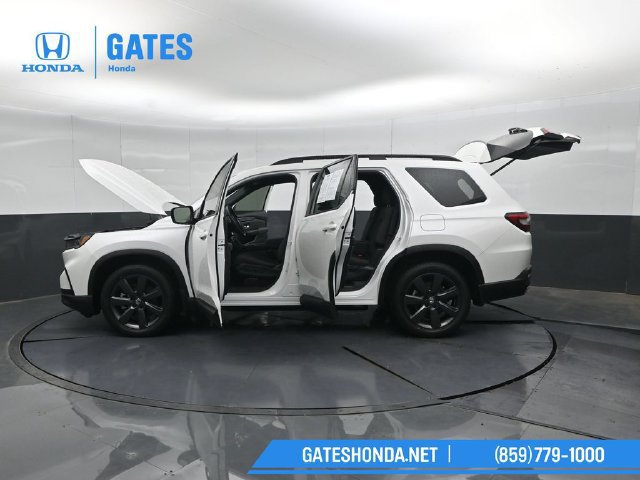 Certified 2025 Honda Pilot Sport image 54