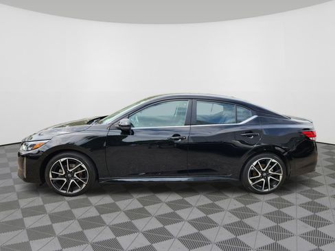 Used 2024 Nissan Sentra SR w/ SR Premium Package FWD image 5
