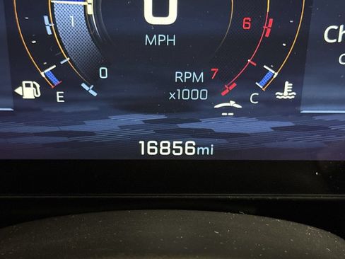 Used 2025 Chevrolet Equinox RS w/ Safety and Technology Package AWD/4WD image 13