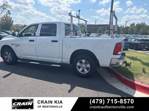 Used 2022 RAM 1500 Tradesman w/ Chrome Appearance Group AWD/4WD image 4