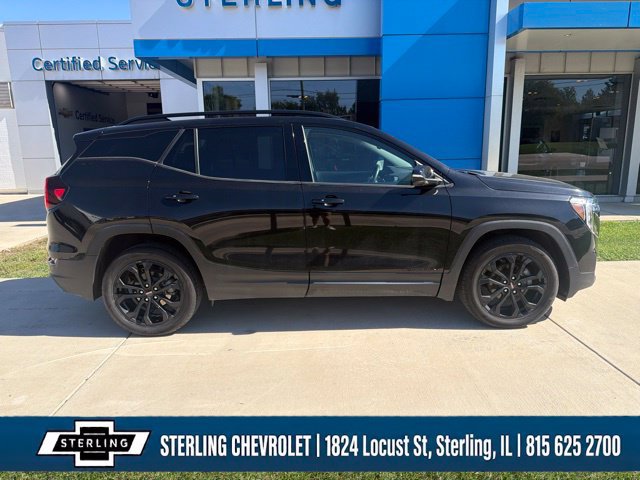 Used 2022 GMC Terrain SLT w/ Infotainment Package II AWD/4WD image 6