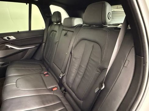 Used 2019 BMW X5 xDrive40i AWD/4WD image 19