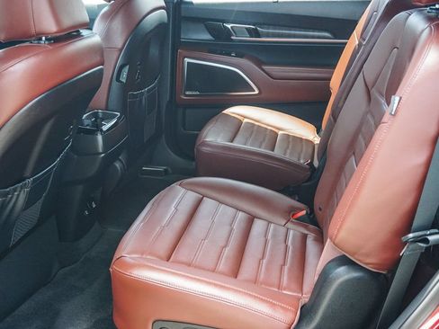 Certified 2023 Kia Telluride SX Prestige AWD/4WD image 17